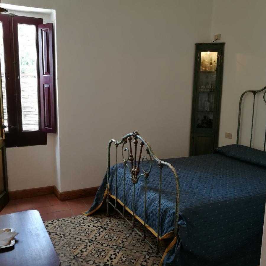 La Locanda Del Barbablu Stromboli Bagian luar foto