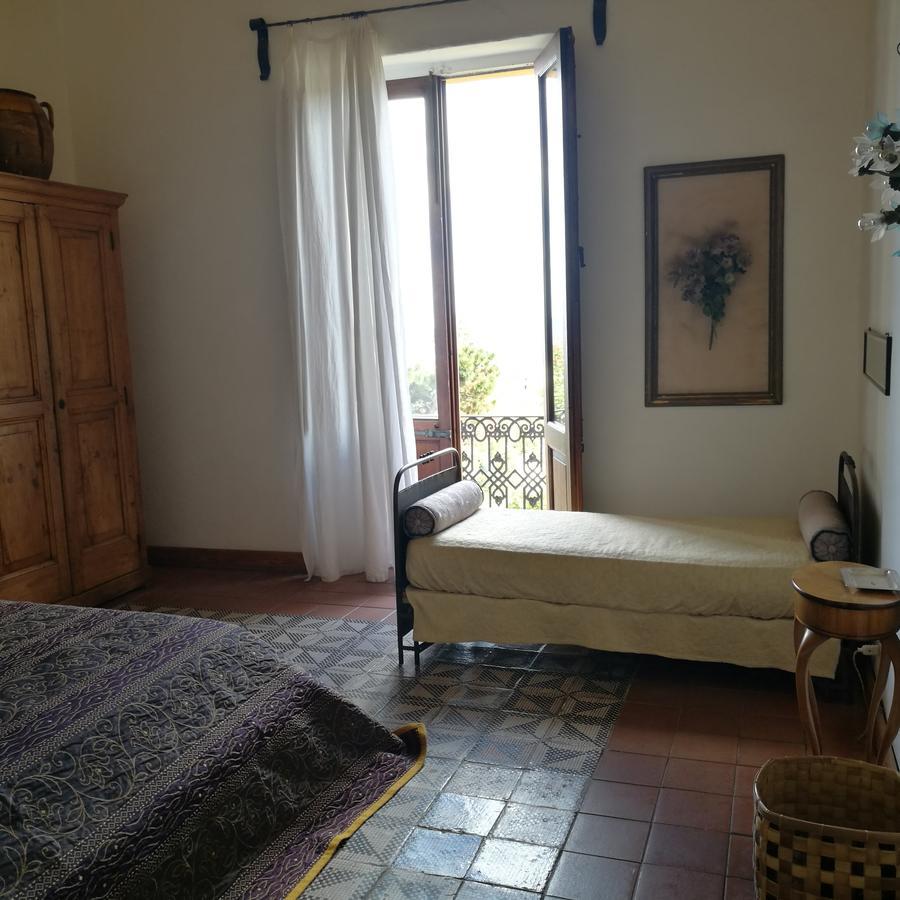 La Locanda Del Barbablu Stromboli Bagian luar foto